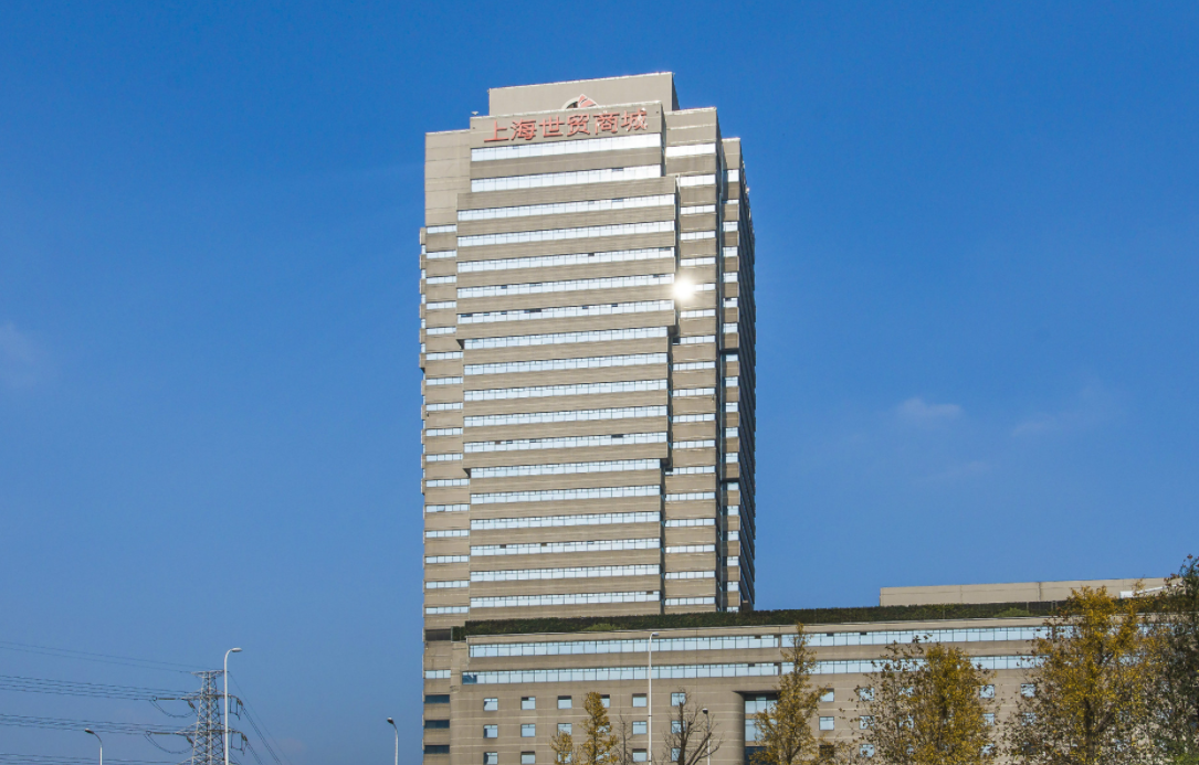 上海世貿商城：高效電梯配置，提升辦公效率與舒適度