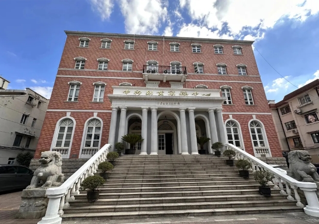 上海靜安區出售獨棟老洋房：市中心稀缺，屬銀行“烏托邦”，歷史建筑